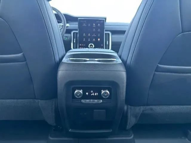 New 2026 GMC Acadia Elevation w/ Black Edition FWD image 20
