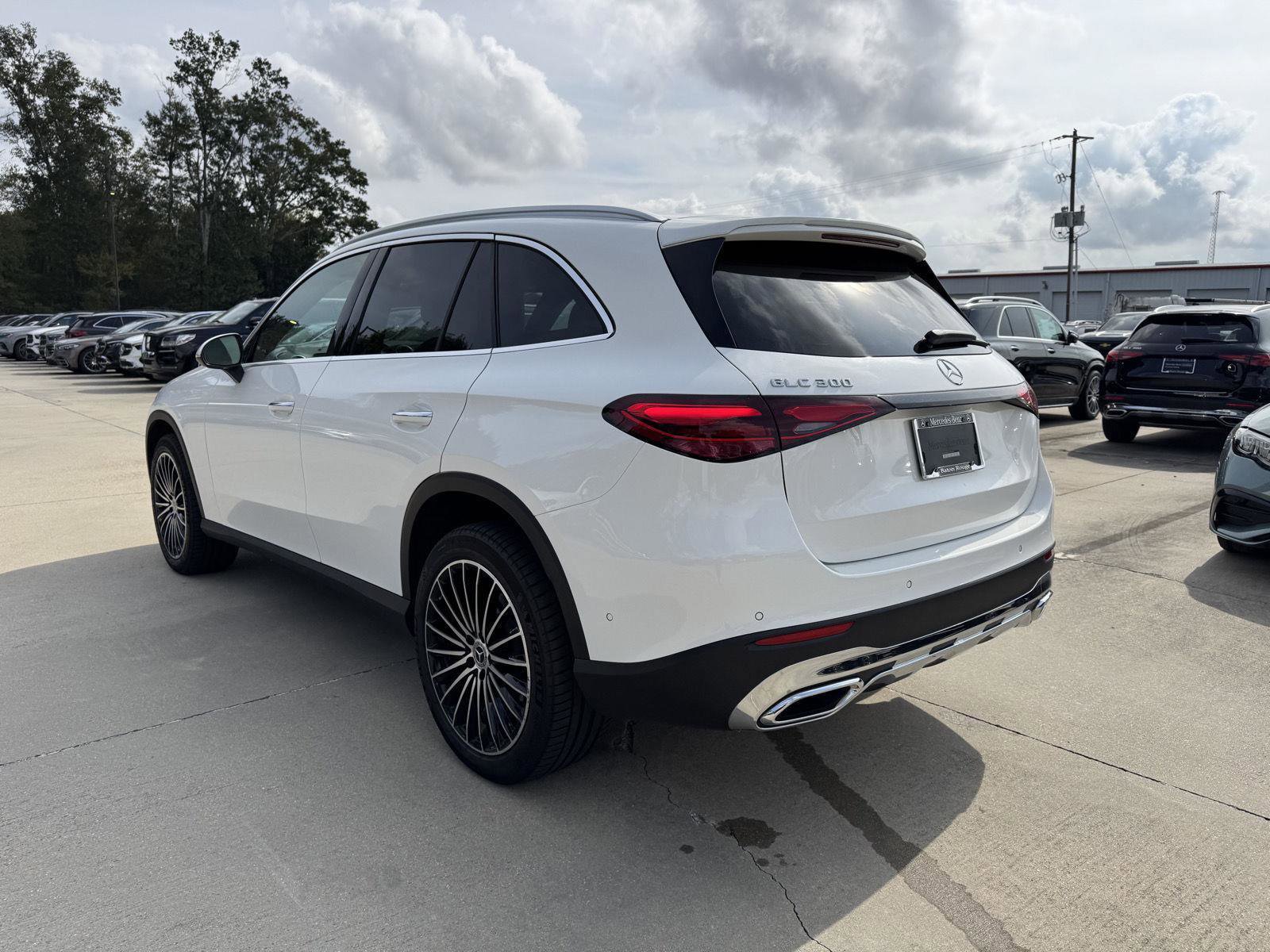 Certified 2025 Mercedes-Benz GLC 300 image 19