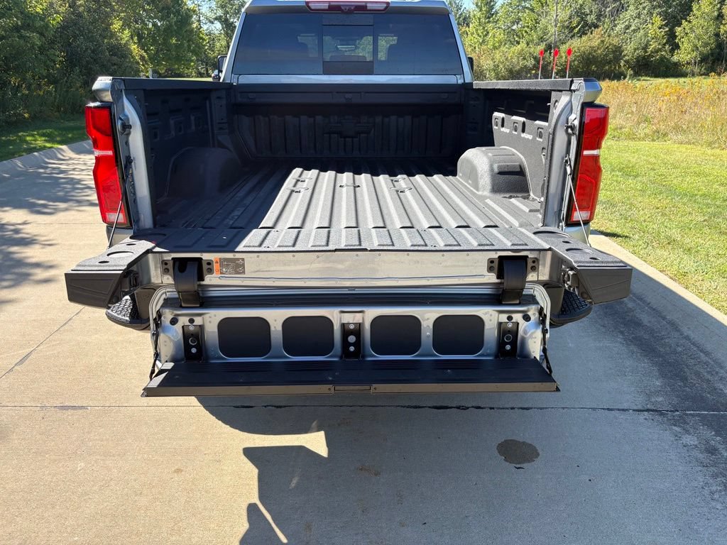 New 2026 Chevrolet Silverado 2500 ZR2 w/ LPO, Dark Essentials Package AWD/4WD image 68