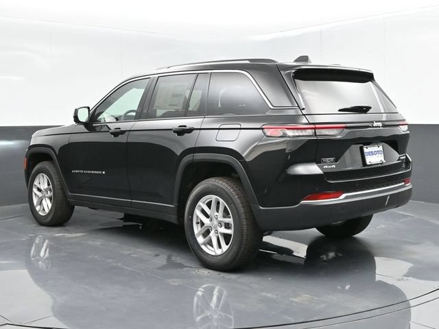 Used 2024 Jeep Grand Cherokee Laredo X AWD/4WD image 6