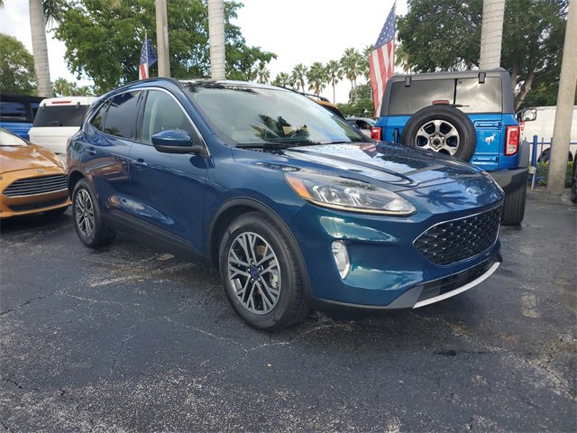 Used 2020 Ford Escape SEL image 2
