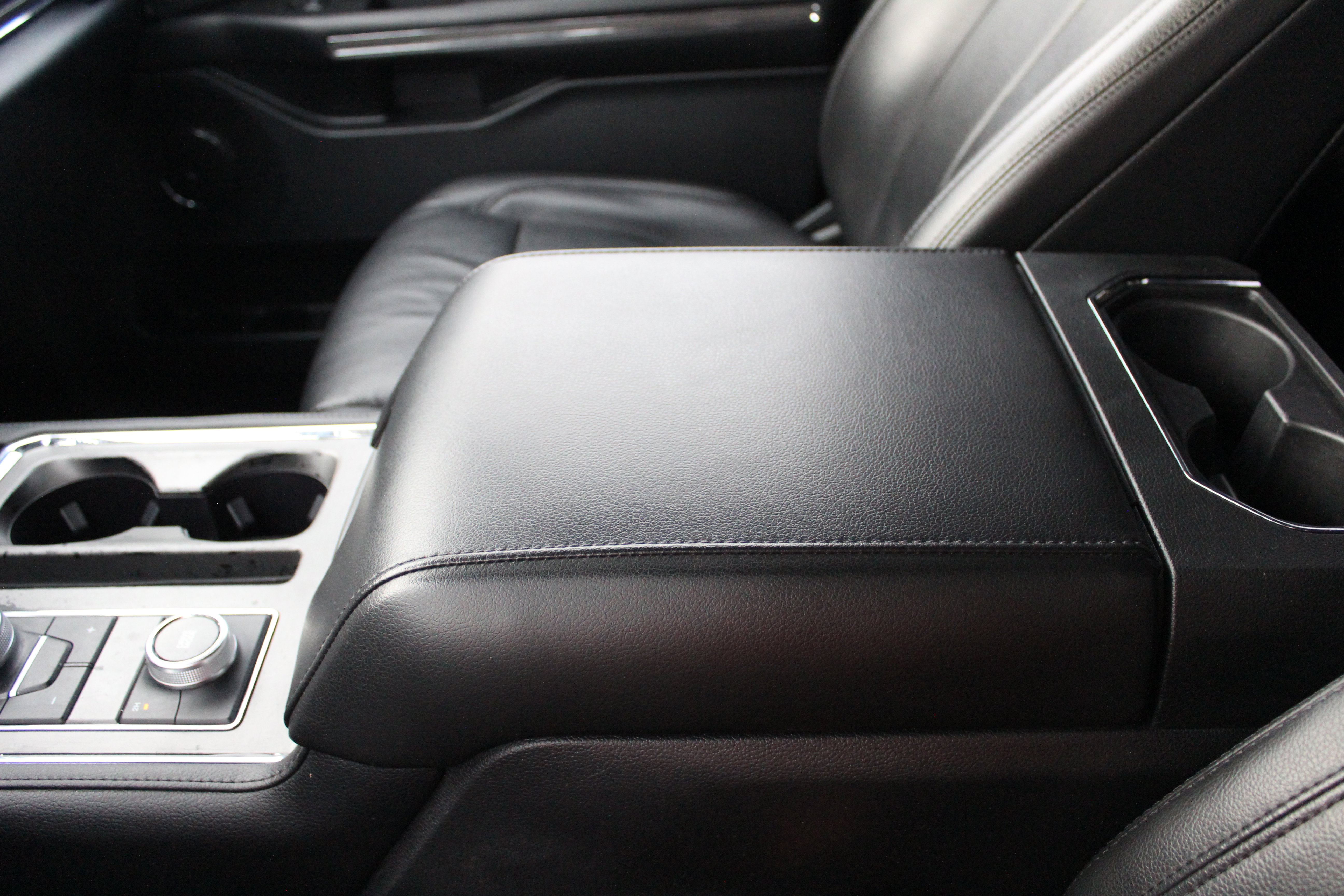 Used 2020 Ford Expedition XLT w/ Equipment Group 202A image 26