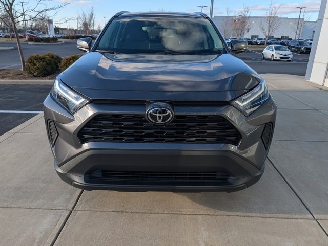 Used 2022 Toyota RAV4 XLE image 5