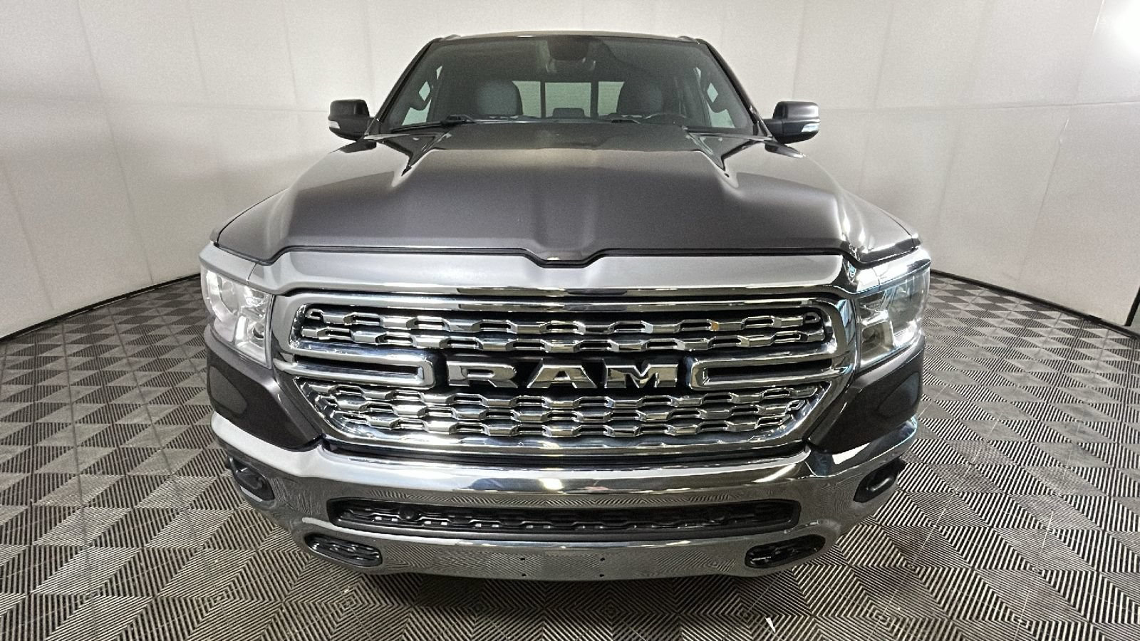 Used 2022 RAM 1500 Big Horn RWD image 9