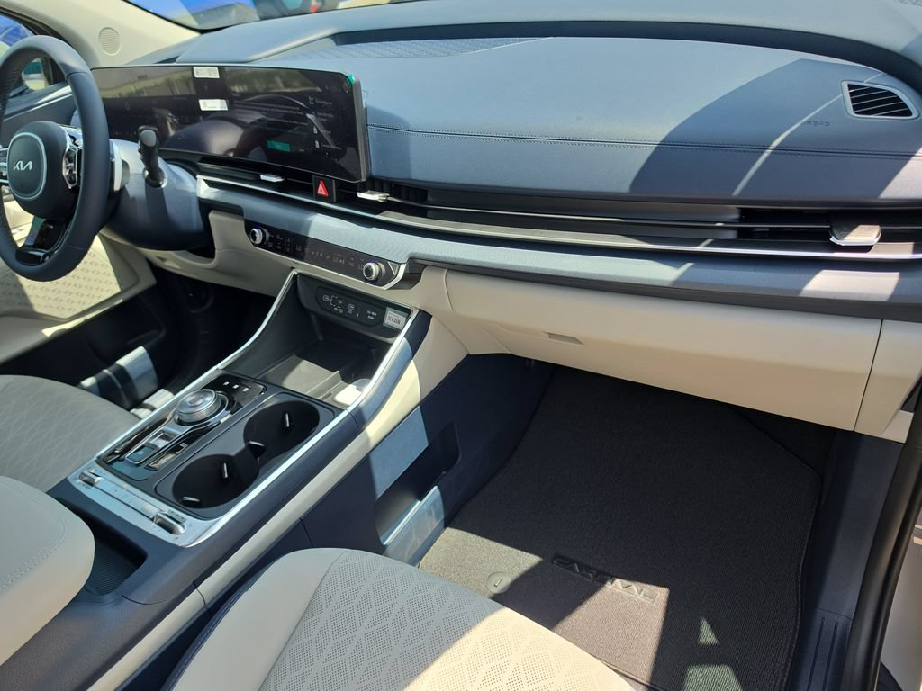 New 2026 Kia Carnival SX FWD image 12