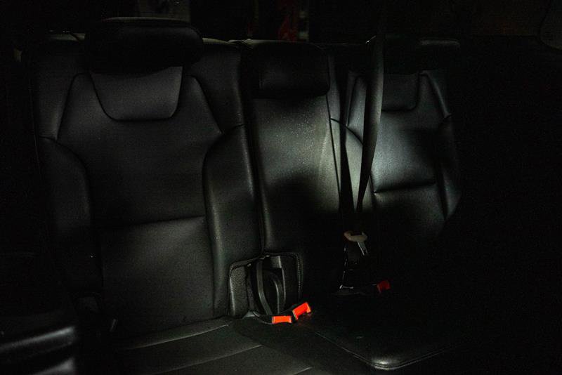 Used 2024 Kia Telluride EX w/ EX Captain's Chair Package image 12