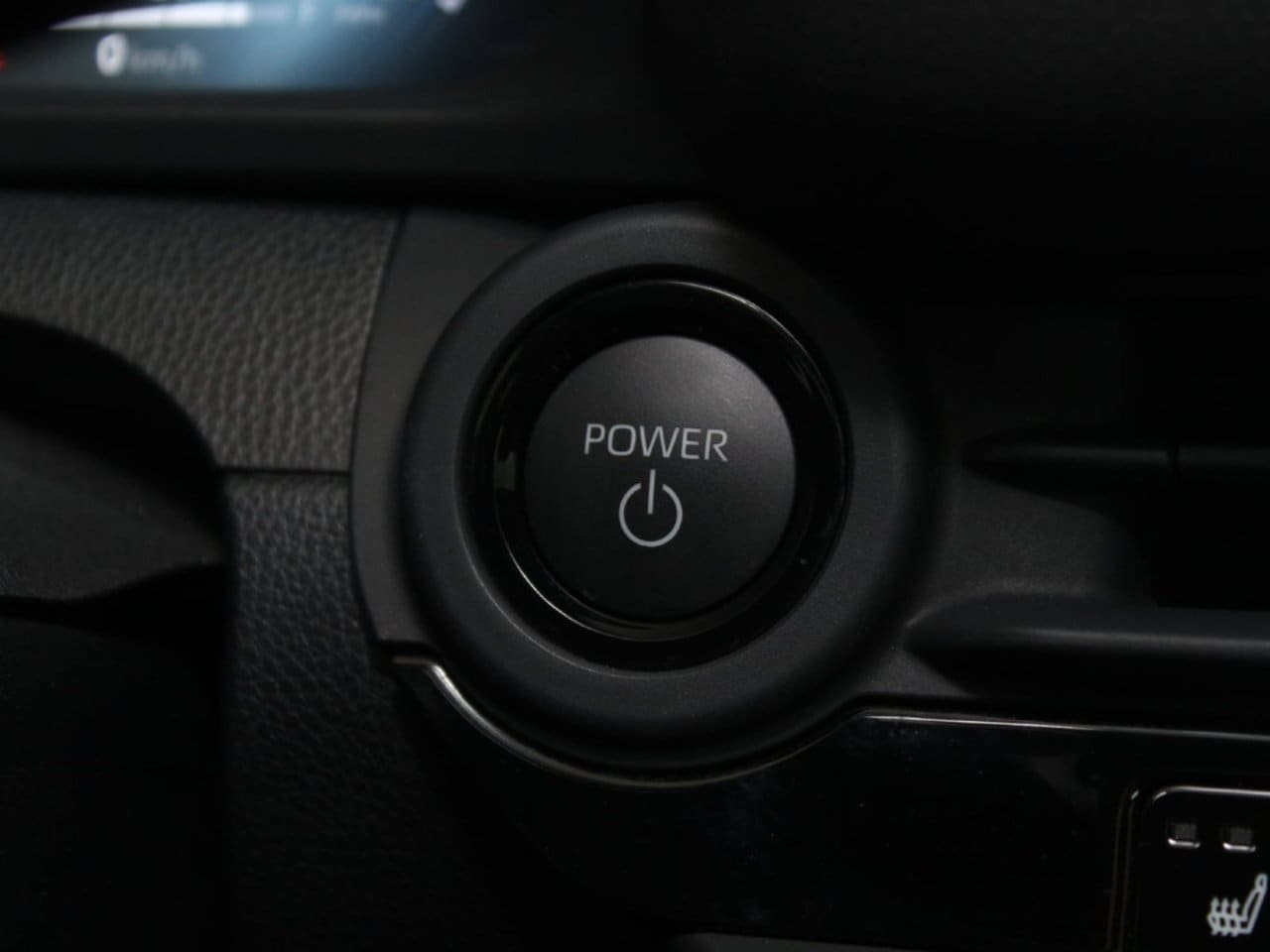Used 2026 Toyota Crown AWD/4WD image 22