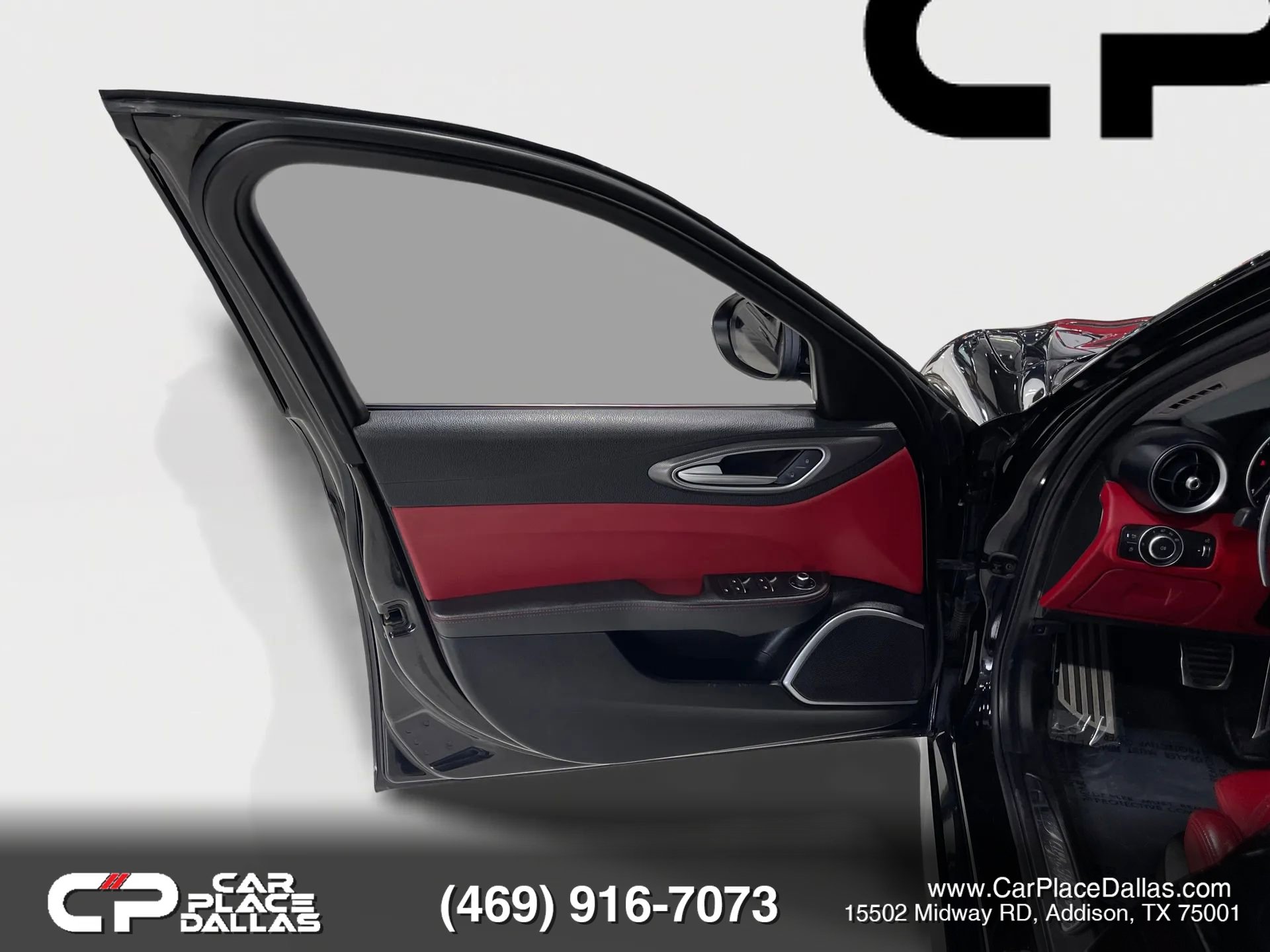 Used 2019 Alfa Romeo Giulia Ti Sport w/ Quick Order Package 22S Sport AWD/4WD image 13