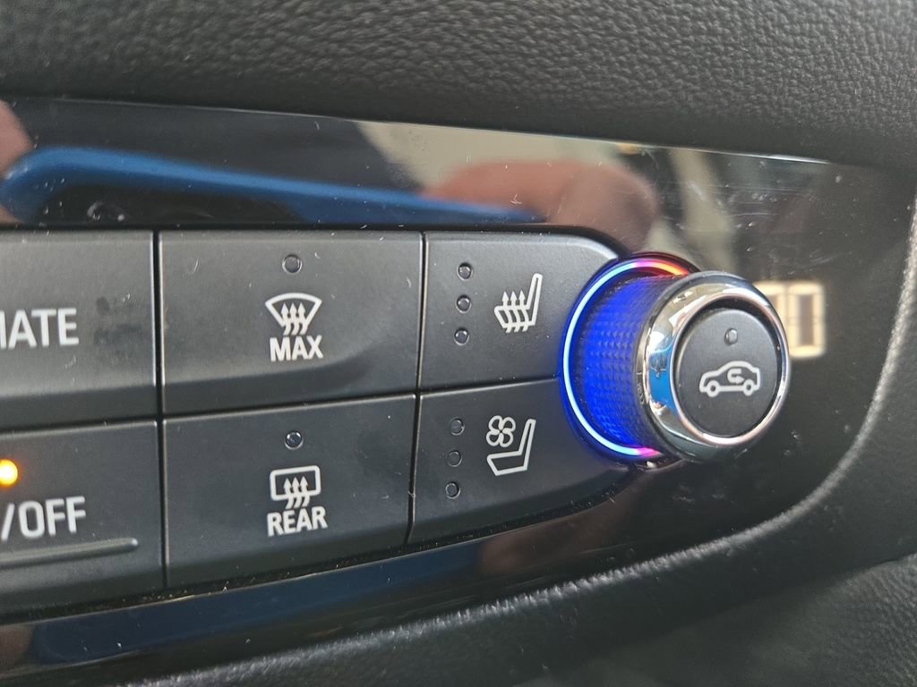 Used 2024 Buick Enclave Avenir w/ Trailering Package, 5000 lbs. image 29