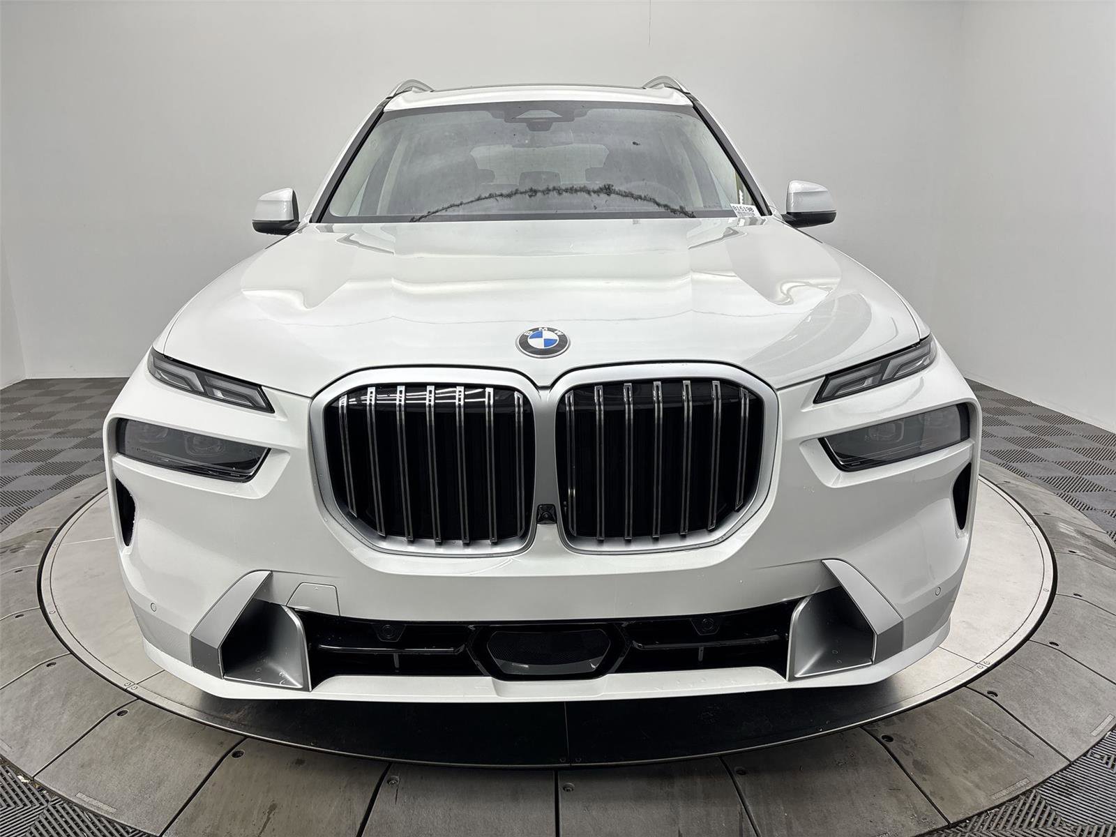 New 2026 BMW X7 xDrive40i image 14