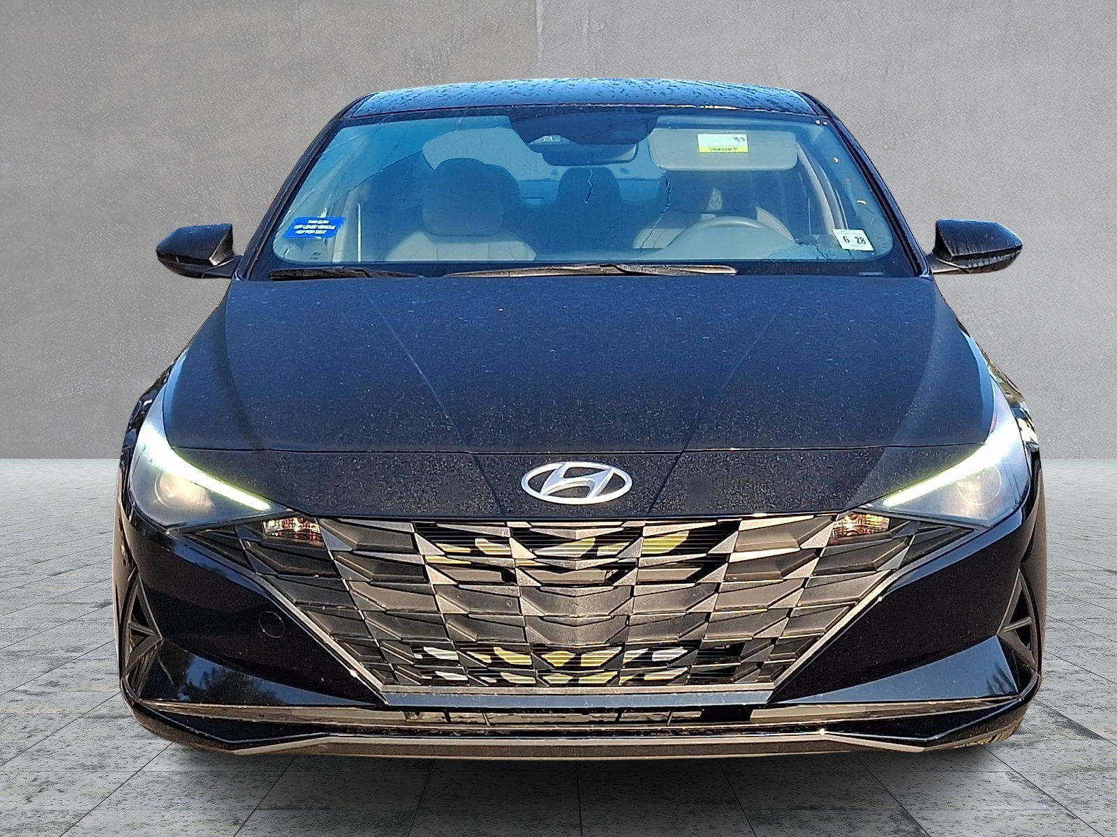 Used 2023 Hyundai Elantra SEL FWD image 2