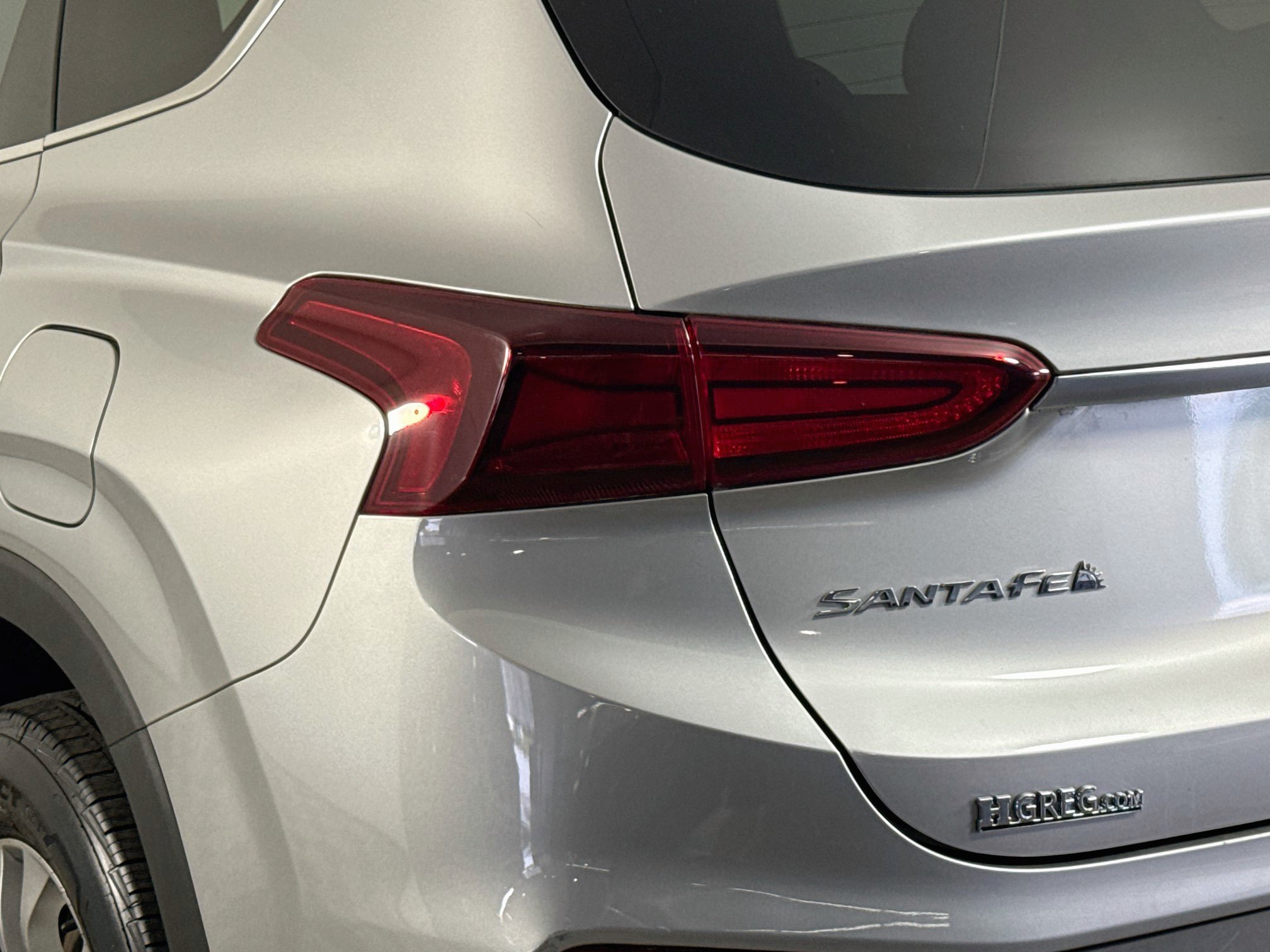 Used 2020 Hyundai Santa Fe SE AWD/4WD image 36