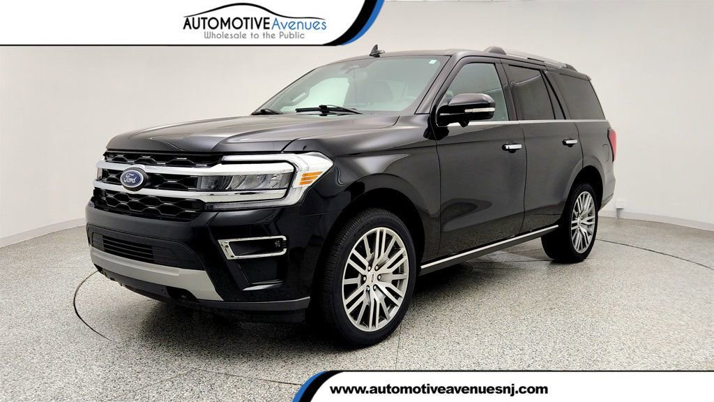 Used 2023 Ford Expedition Limited AWD/4WD image 1