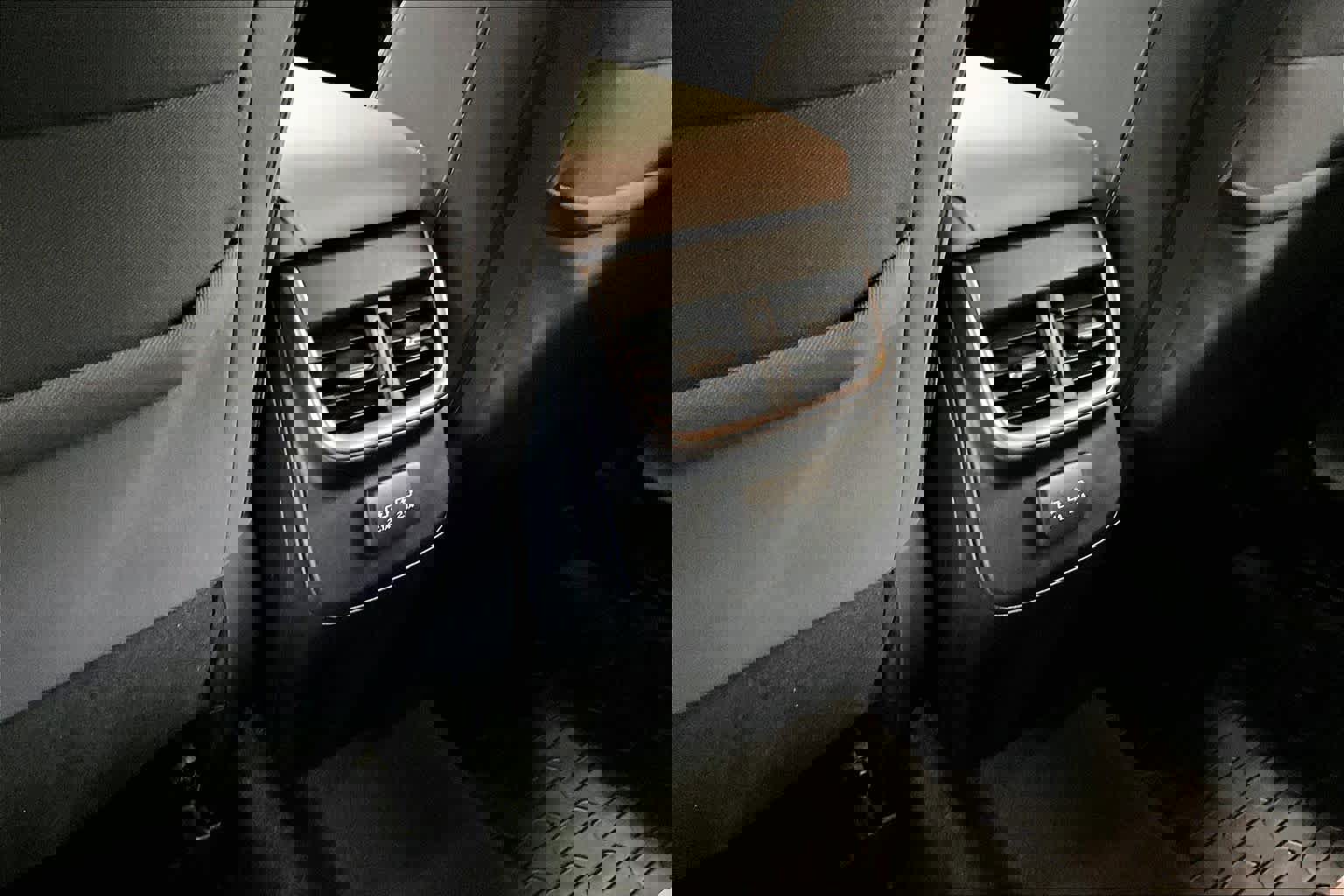 Used 2022 Subaru Outback Premium image 37