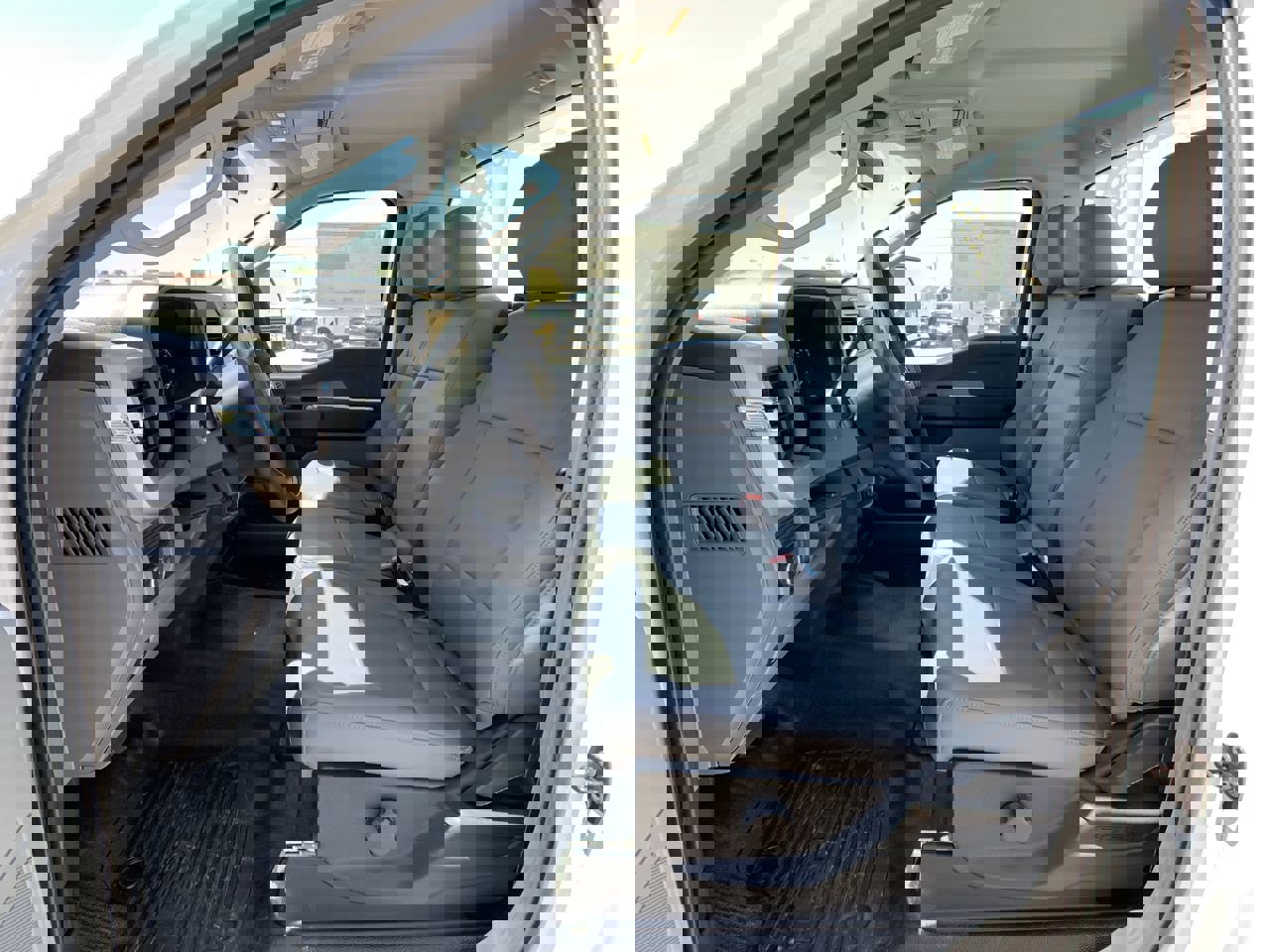 New 2025 Ford F350 XL w/ XL Chrome Package image 17