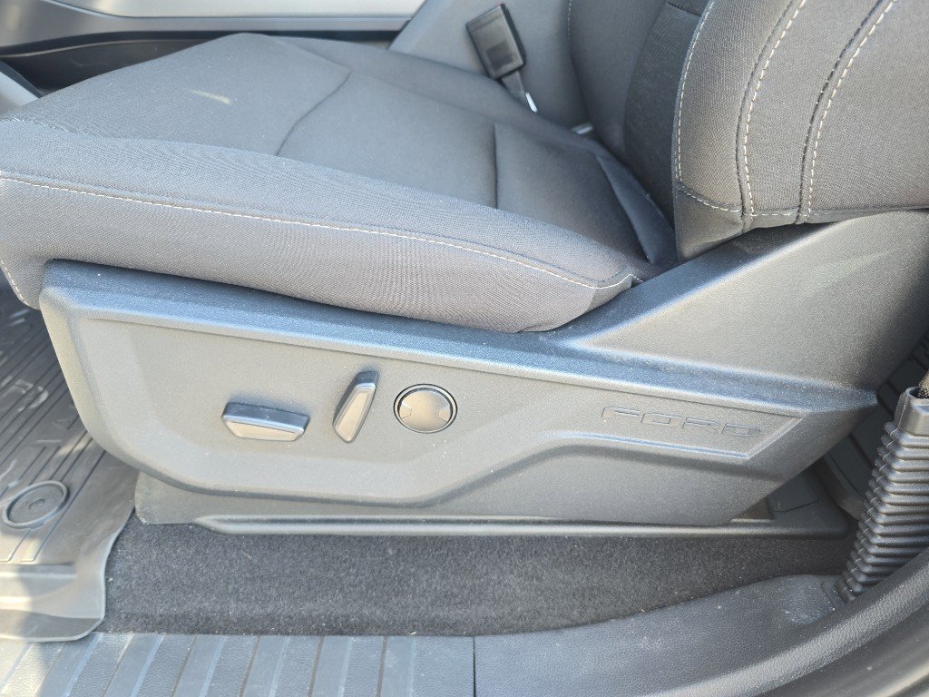 Used 2025 Ford F150 XLT w/ Equipment Group 302A MID image 17