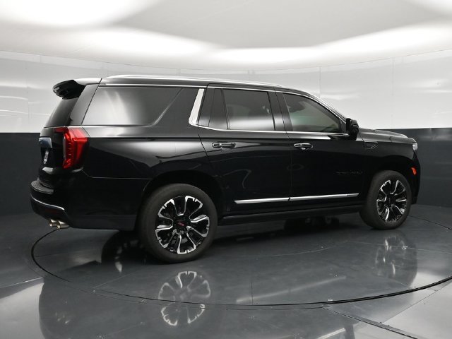 Used 2024 GMC Yukon Denali AWD/4WD image 2