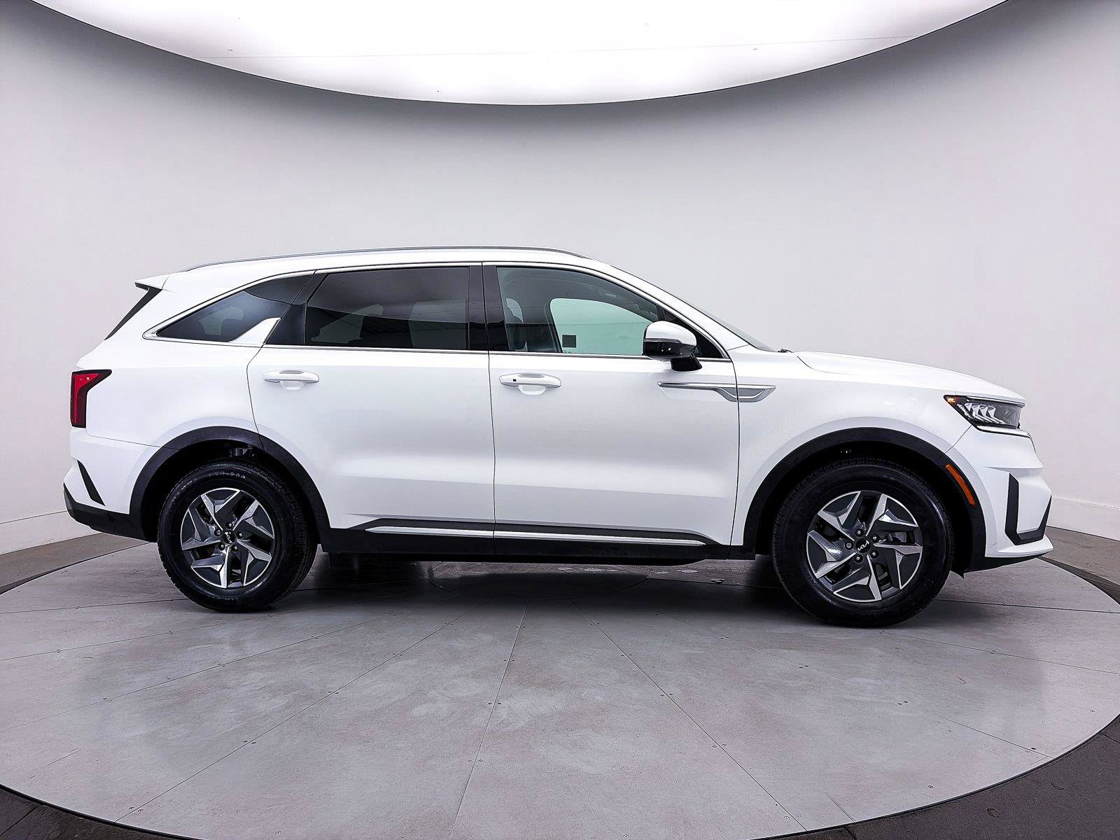 Used 2022 Kia Sorento S FWD image 42