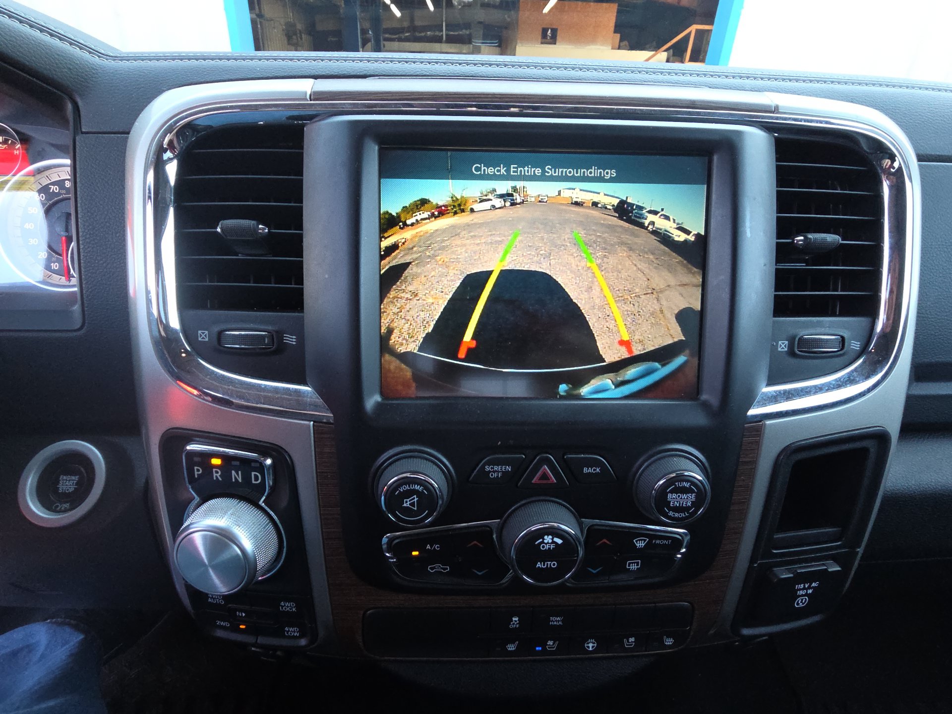 Used 2017 RAM 1500 Laramie w/ Convenience Group AWD/4WD image 12