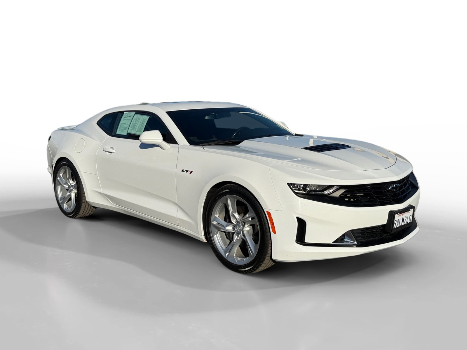 Used 2022 Chevrolet Camaro LT w/ RS Package image 7
