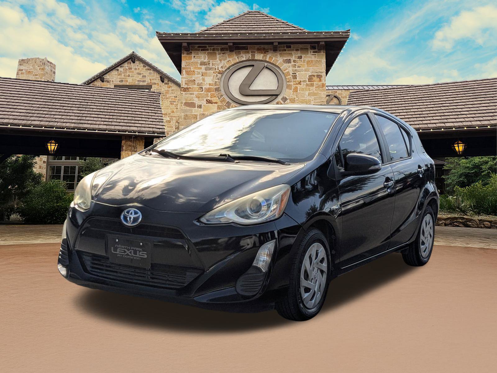 Used 2016 Toyota Prius C Two FWD image 4