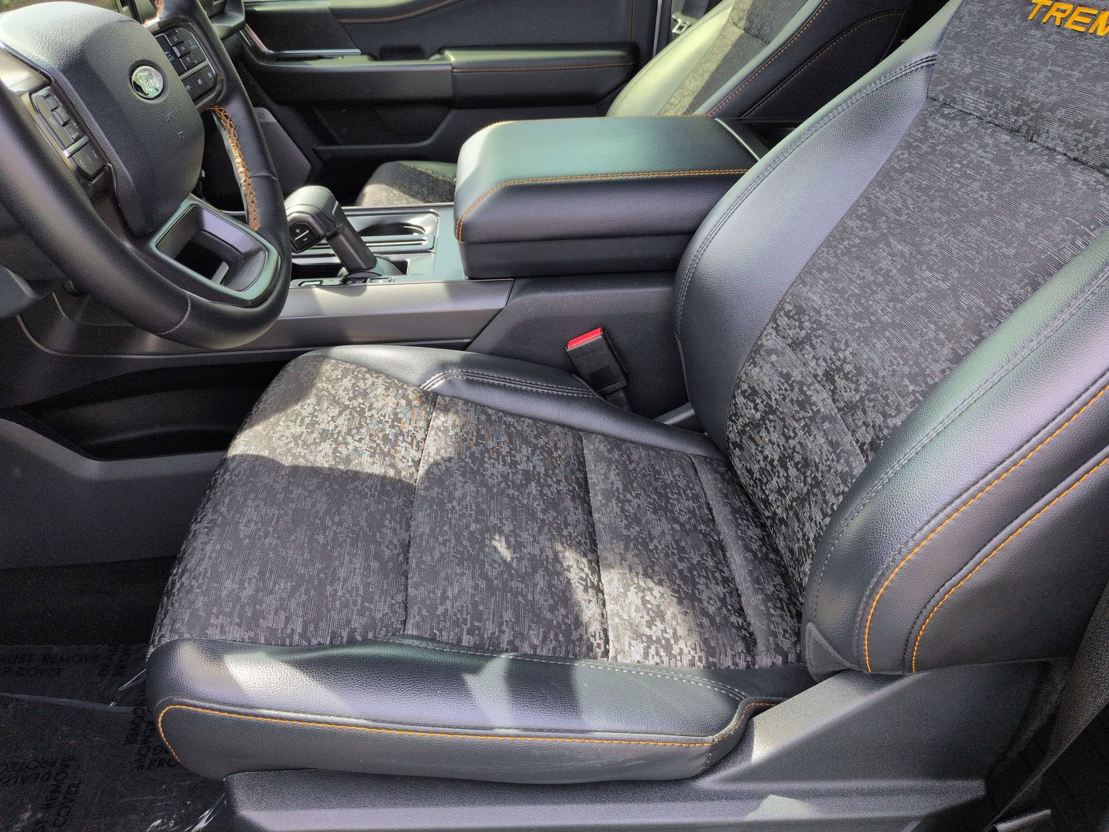 Used 2025 Ford F150 Tremor w/ Tow/Haul Package image 17