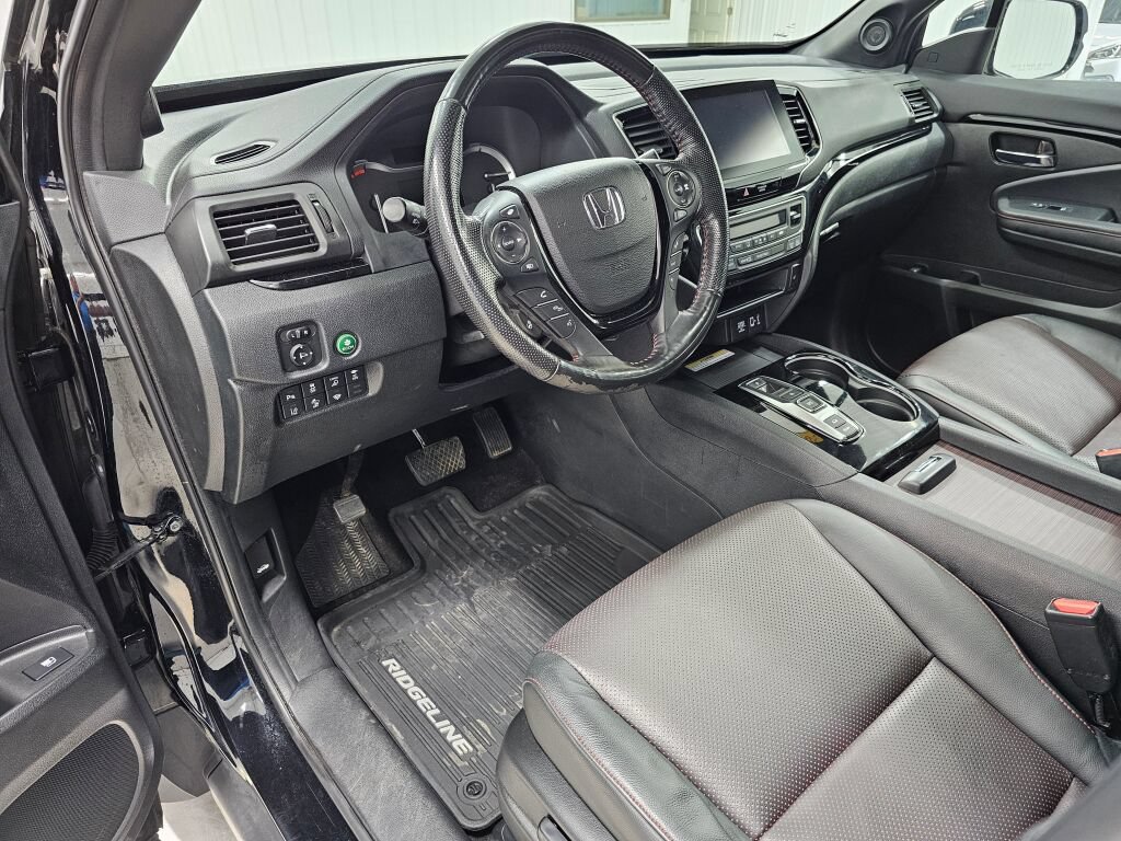 Used 2022 Honda Ridgeline Black Edition image 28