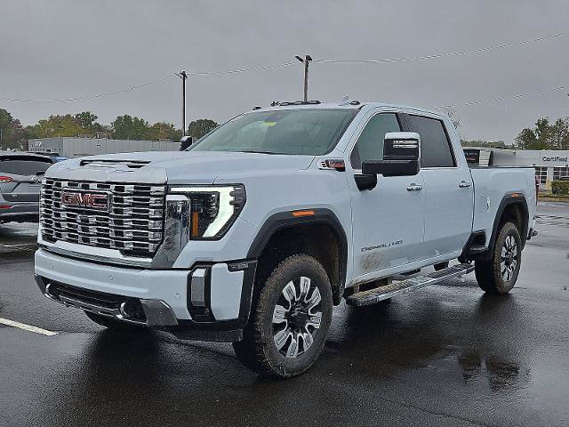 New 2026 GMC Sierra 2500 Denali w/ Denali Reserve Package image 3