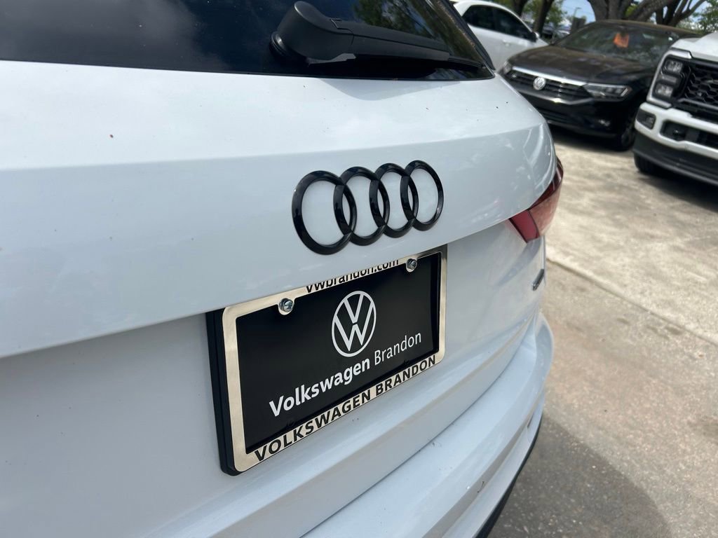 Used 2023 Audi Q3 2.0T Premium Plus w/ Premium Plus Package image 32