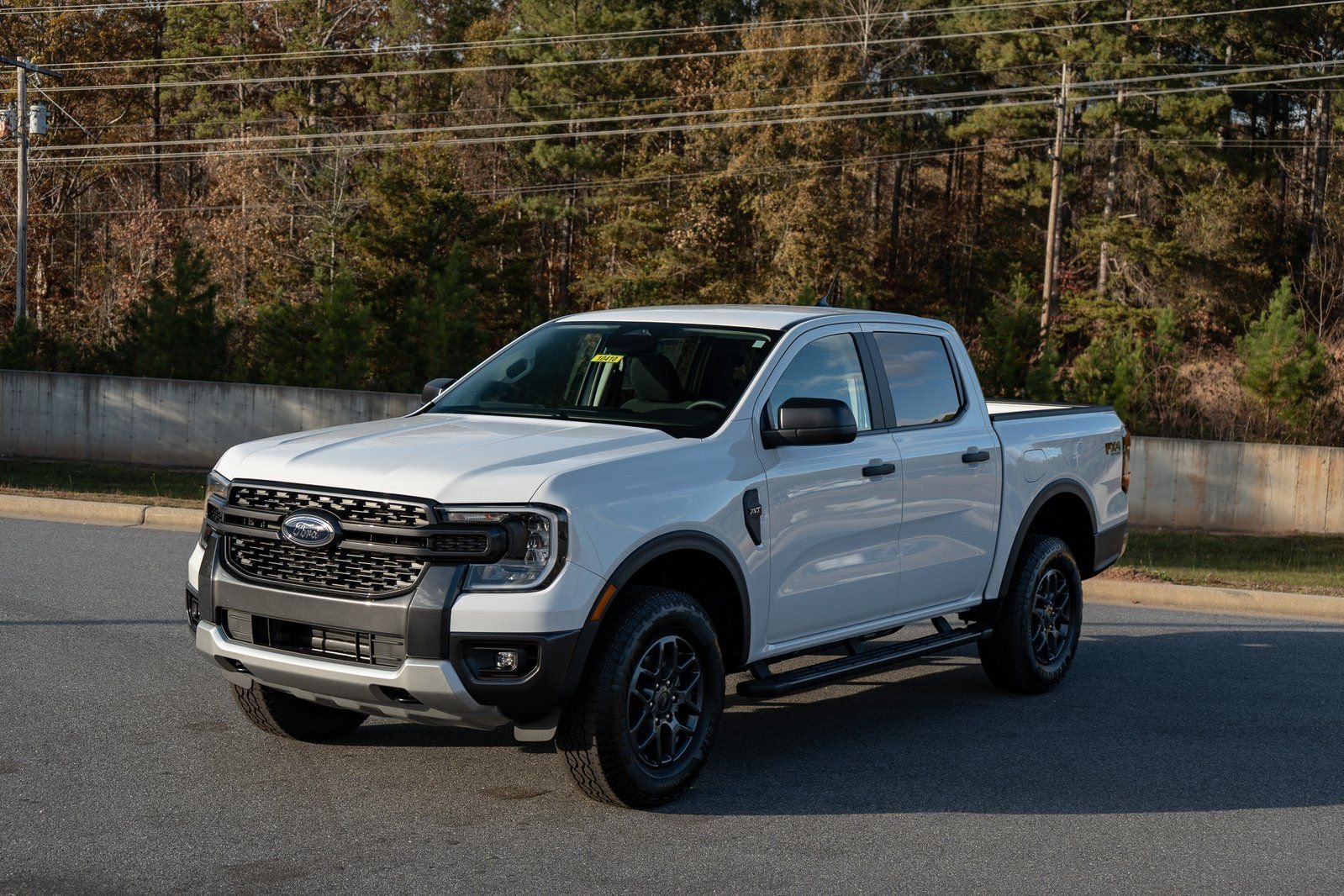 New 2025 Ford Ranger XLT w/ FX4 Off-Road Package image 3