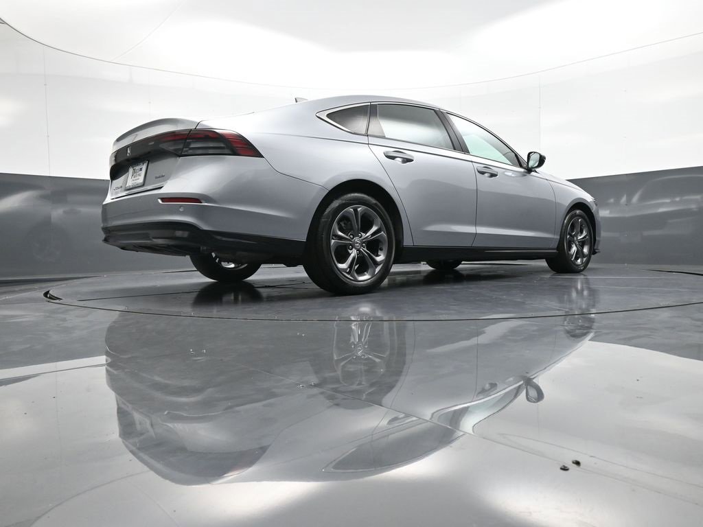Used 2023 Honda Accord EX-L image 29