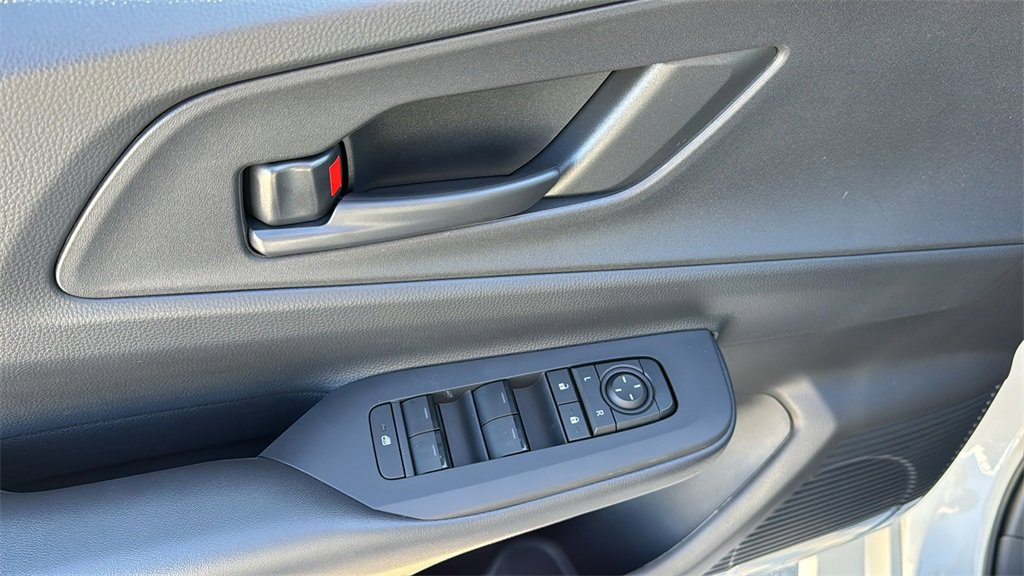 New 2026 Toyota Prius Plug-In Hybrid image 15