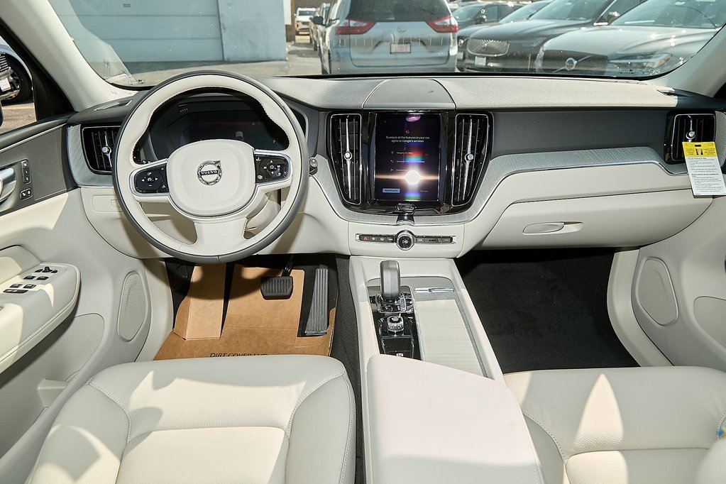 New 2025 Volvo XC60 T8 Plus w/ Protection Package Premier image 19