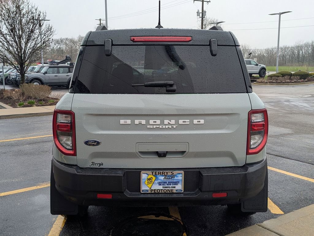 Used 2023 Ford Bronco Sport Outer Banks w/ Tech Package AWD/4WD image 4