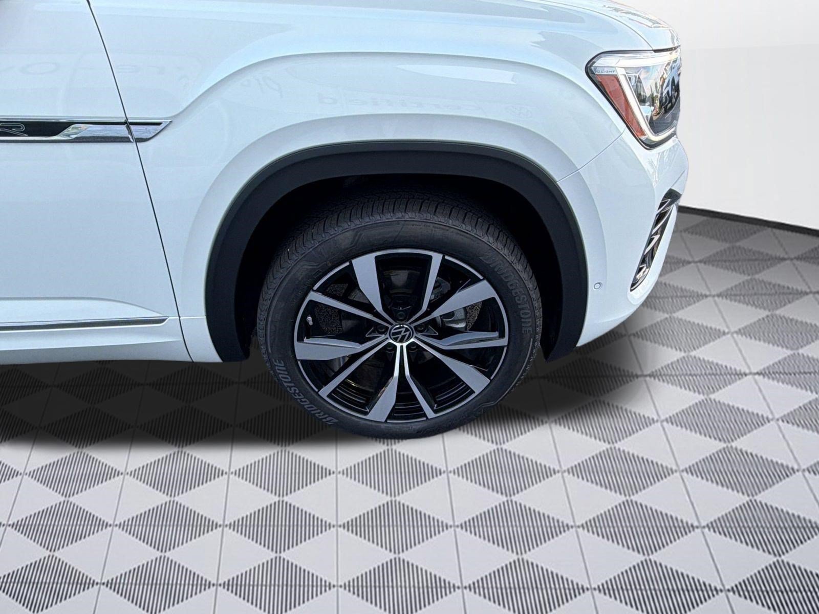 New 2026 Volkswagen Atlas SEL Premium R-Line AWD/4WD image 12