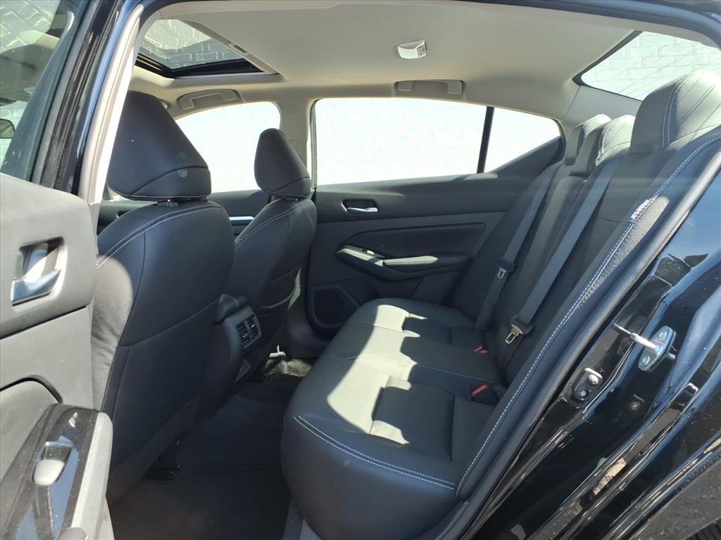 Used 2024 Nissan Altima 2.5 SL image 13