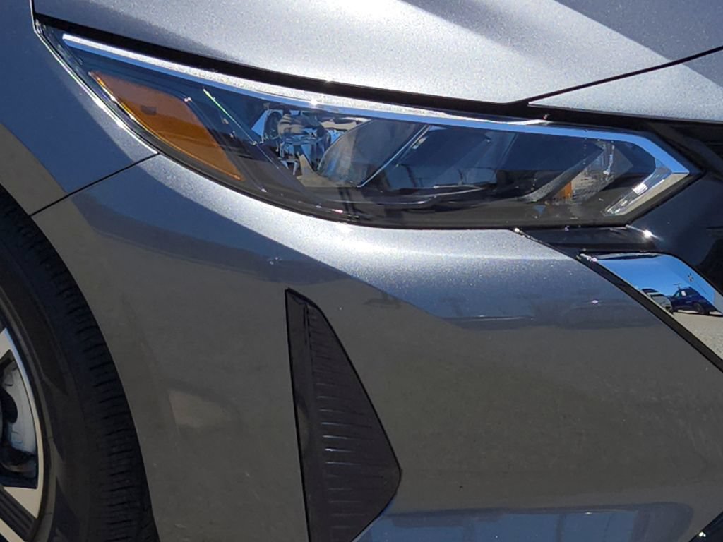 Used 2025 Nissan Sentra SV FWD image 6
