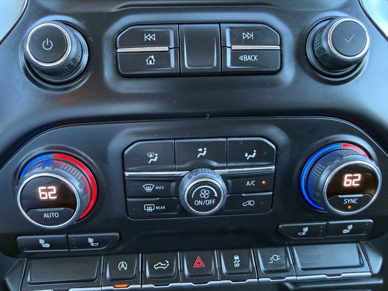 Used 2020 Chevrolet Silverado 1500 LT w/ Fleet Comfort Package image 39