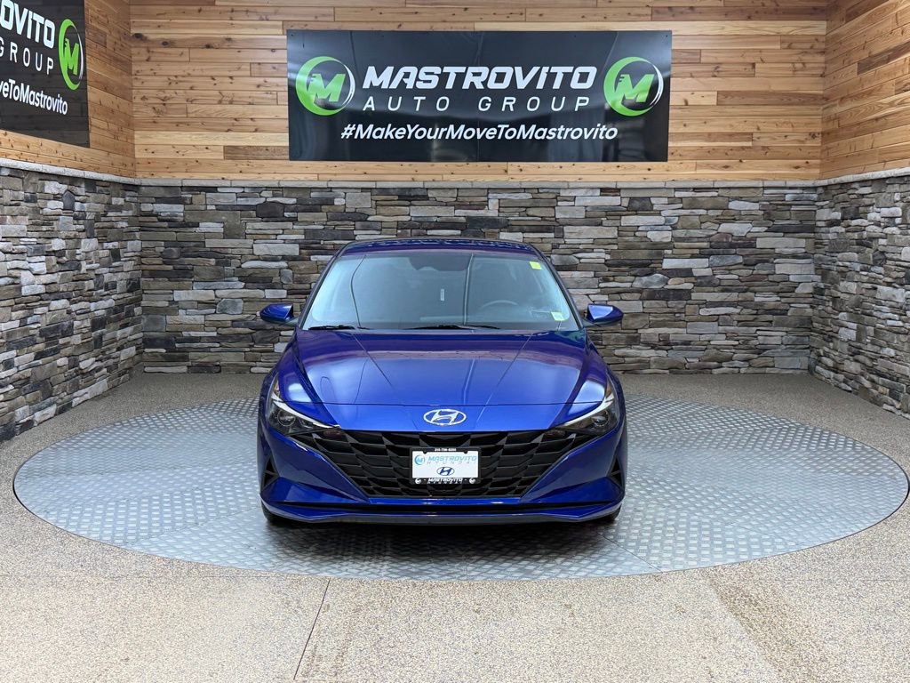 Certified 2023 Hyundai Elantra SEL image 3