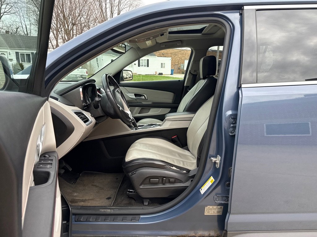 Used 2011 GMC Terrain SLT image 10