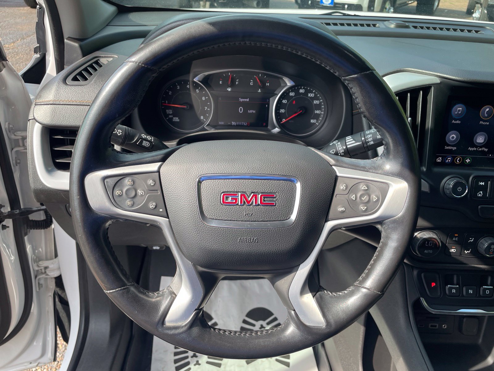 Used 2020 GMC Terrain SLT w/ Preferred Package AWD/4WD image 17