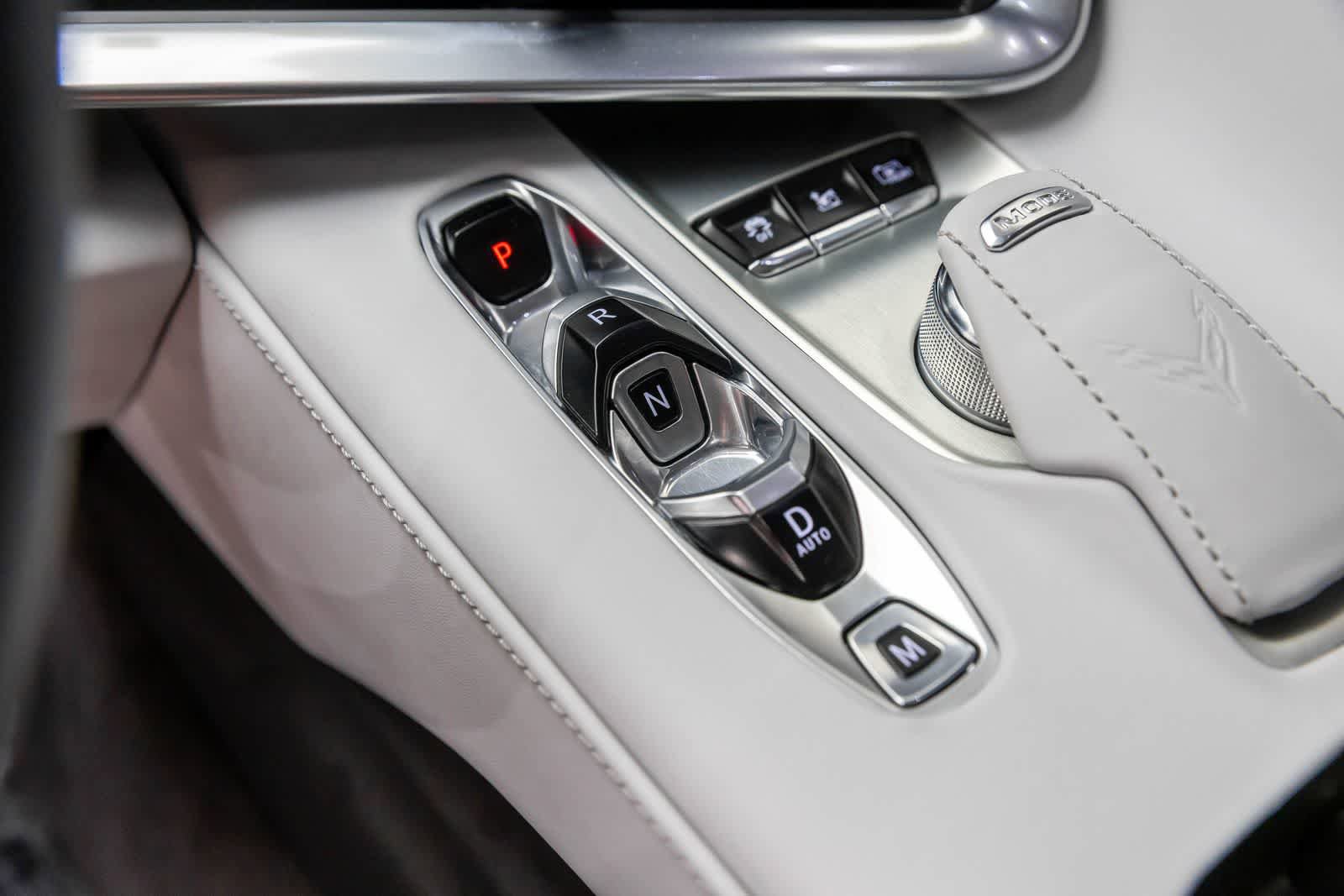 Used 2024 Chevrolet Corvette Z06 RWD image 17