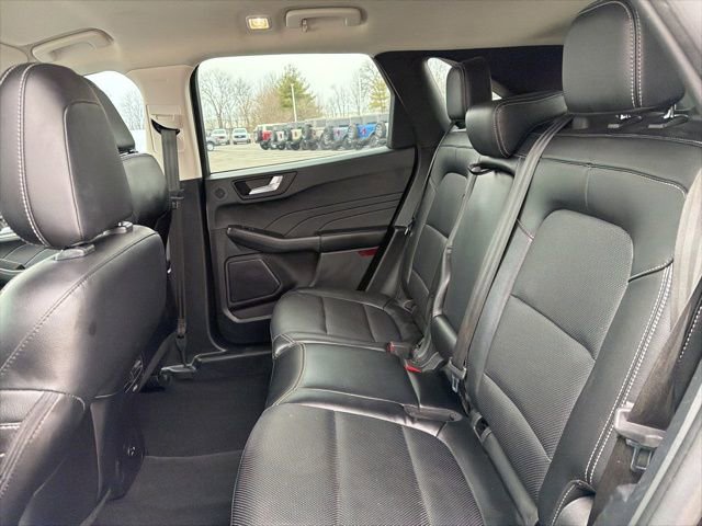 Used 2022 Ford Escape SEL w/ Technology Package image 15