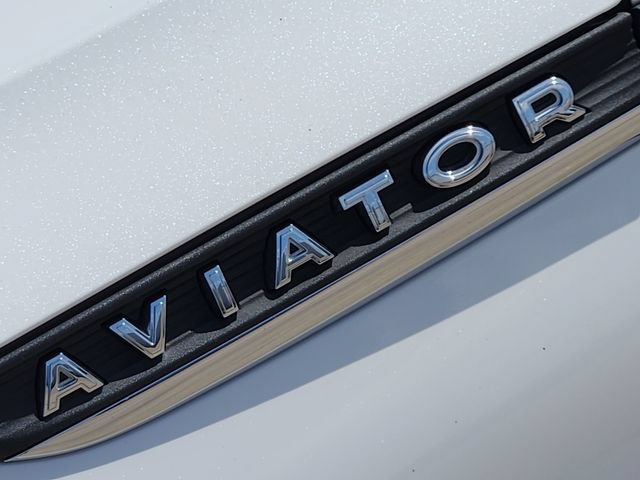 Used 2021 Lincoln Aviator Reserve w/ Elements Package Plus RWD image 11