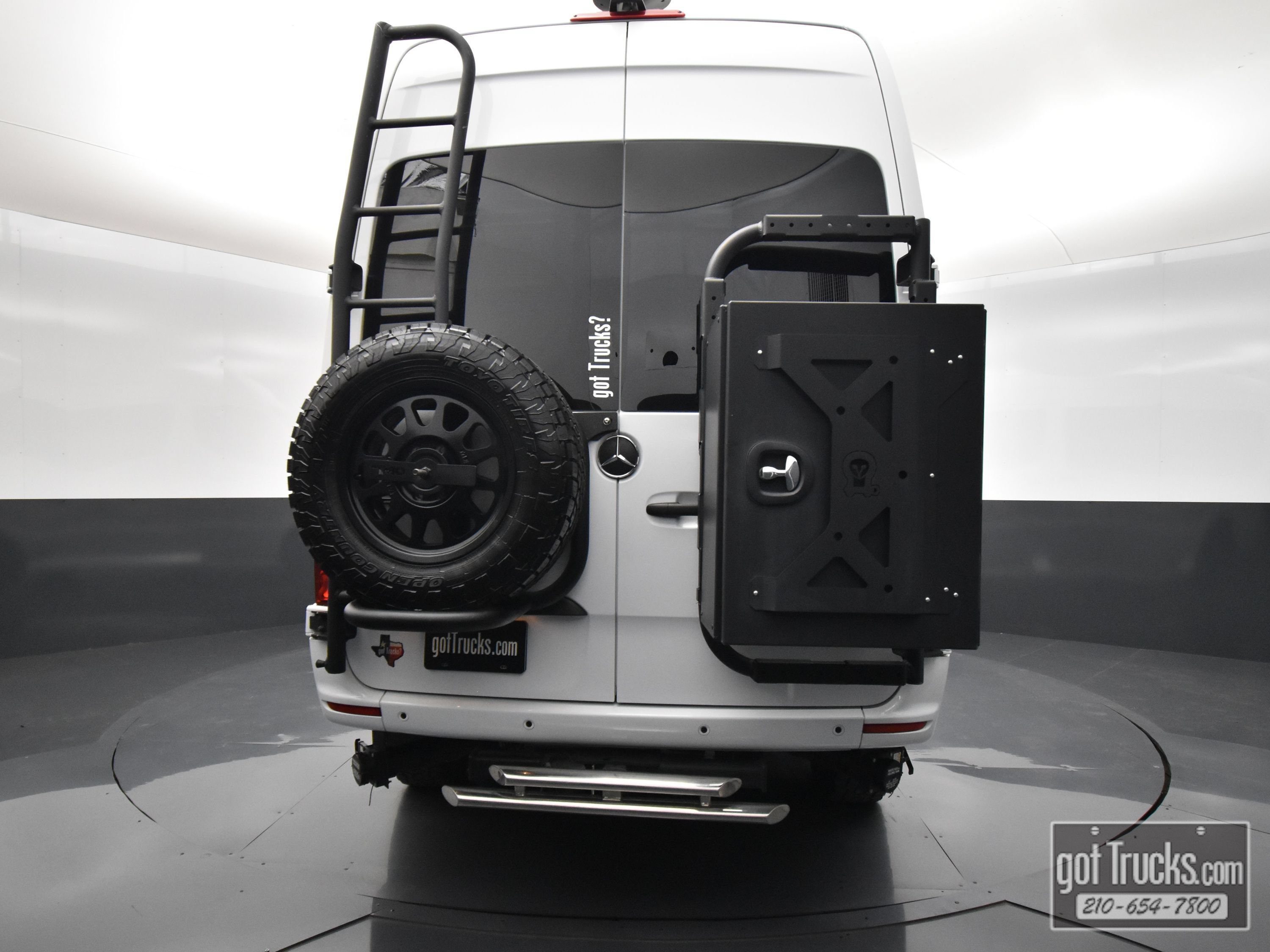 Used 2020 Mercedes-Benz Sprinter 2500 image 6