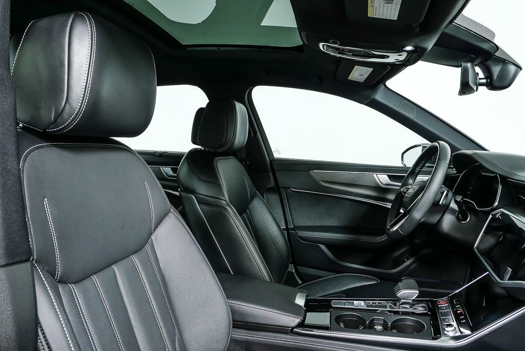 Used 2022 Audi S6 Prestige w/ Prestige Package image 24