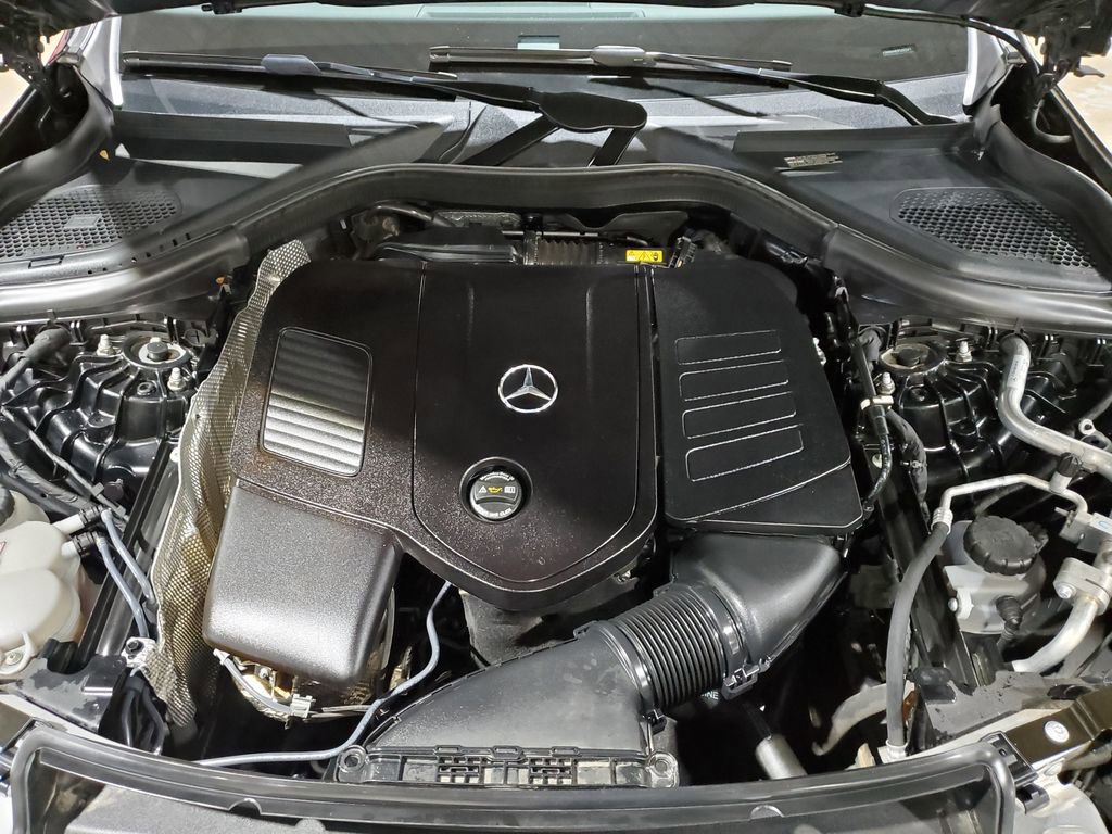 Used 2023 Mercedes-Benz GLC 300 4MATIC image 48