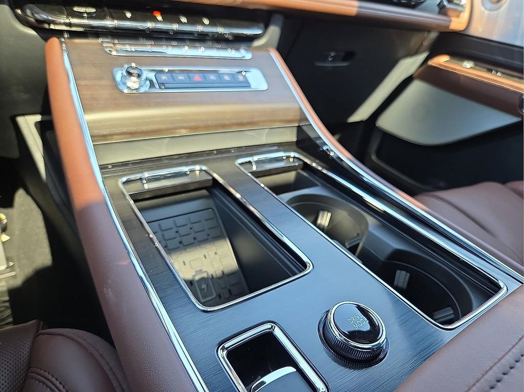 New 2026 Lincoln Aviator Reserve w/ Luxury Package RWD image 20