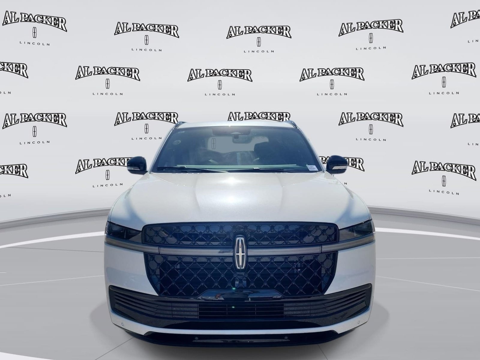 New 2027 Lincoln Navigator Reserve w/ Jet Appearance Package AWD/4WD image 8