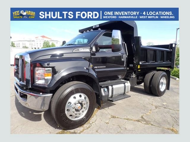 New 2026 Ford F750 2WD Regular Cab Super Duty image 1